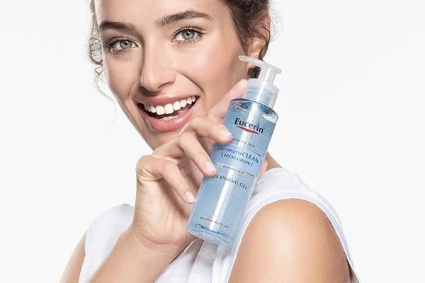 EUCERIN DERMATOCLEAN GEL DE LIMPIEZA REFRESCANTE 200ML publicidad
